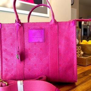 Like new pink Kurt Geiger zippered tote bag